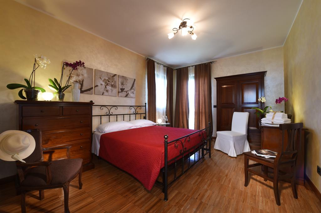 Villa Vecchio Castagnito Quarto foto